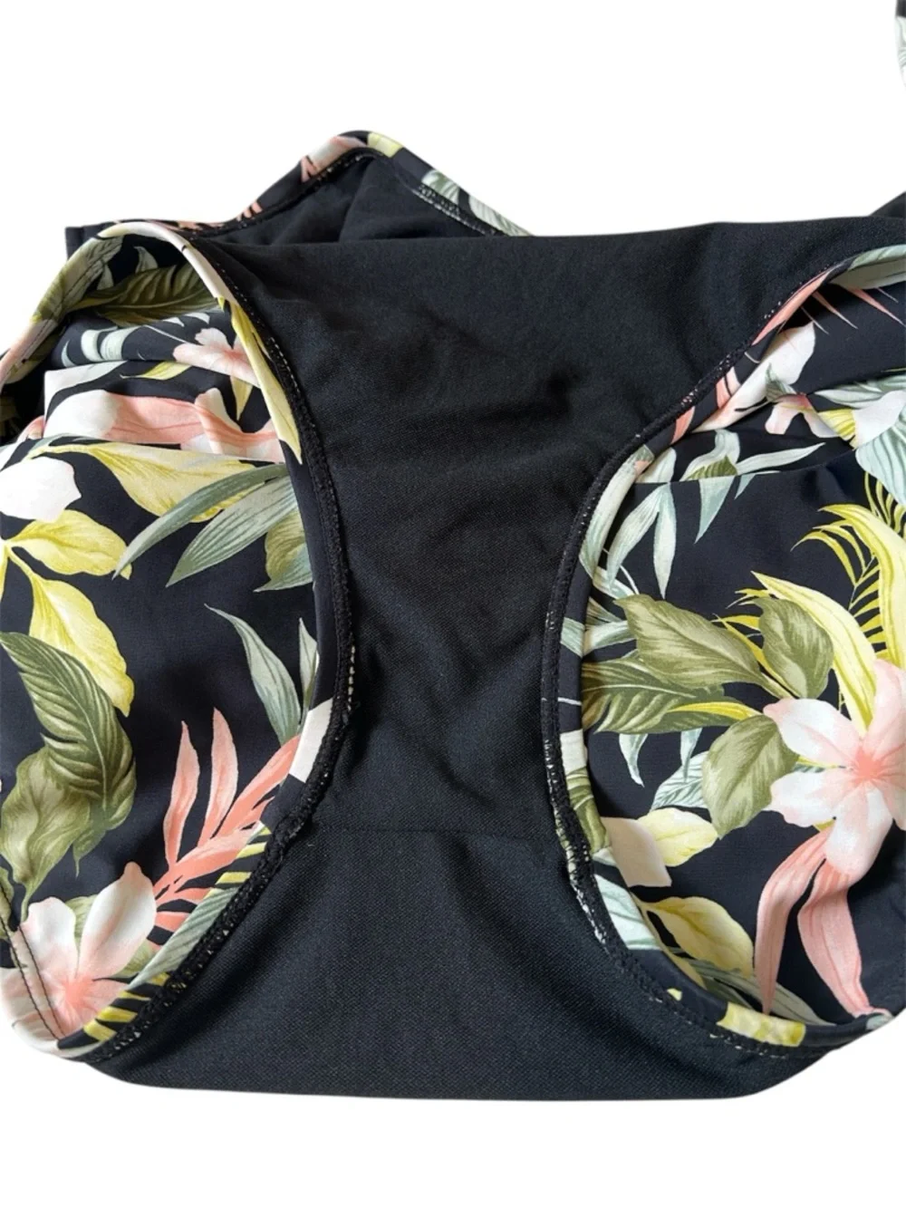 Kona Sol Black Floral Cutout Rash Guard Beach Swimsuit Size Large